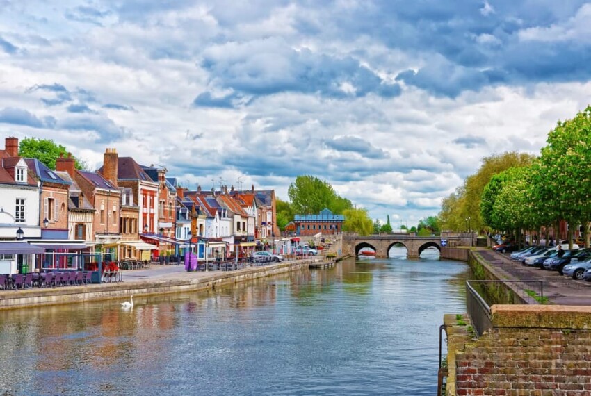 Location de voiture à l’aéroport de Paris Beauvais Location de voiture à l’aéroport de Paris Beauvais