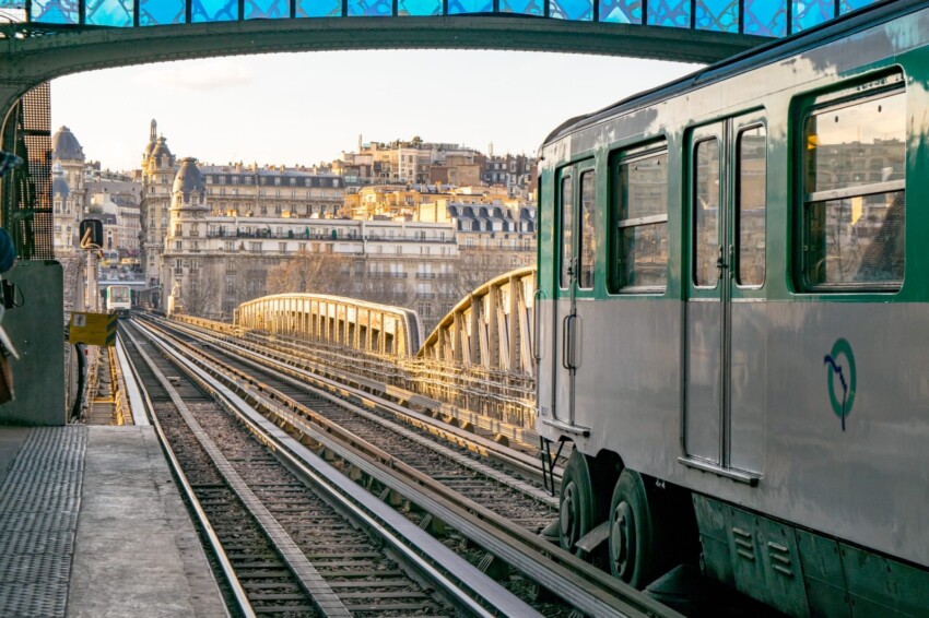 Les transports à Paris Les transports à Paris